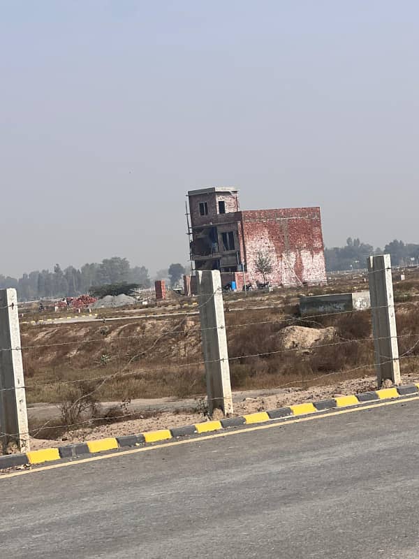 G1-Block 5 Marla near main Boulevard plot Available in LDACityLahore 22