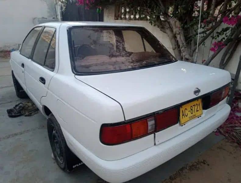 Nissan Sunny 1992 6