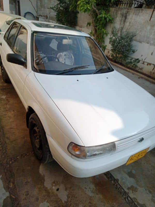 Nissan Sunny 1992 8