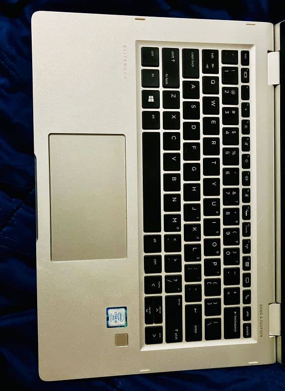 HP EliteBook x360 1030 G2 1