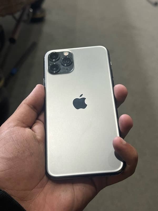 IPHONE 11 PRO 0