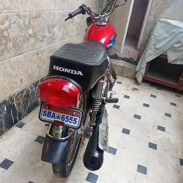 cg Honda 125 2016euro Red like new bike 3