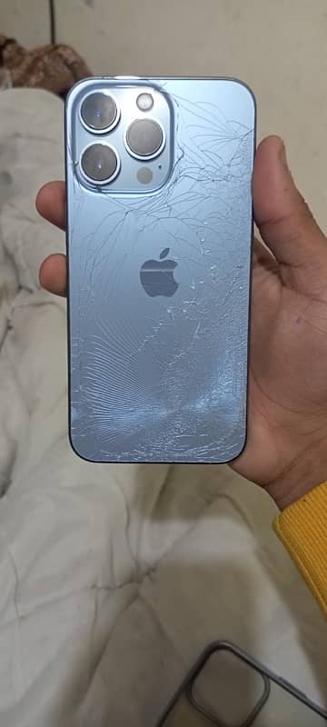 iPhone 13 Pro back crack 83 battery health 0