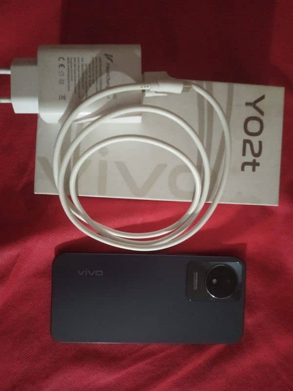 vivo y02t 4+4 /64 gb 2