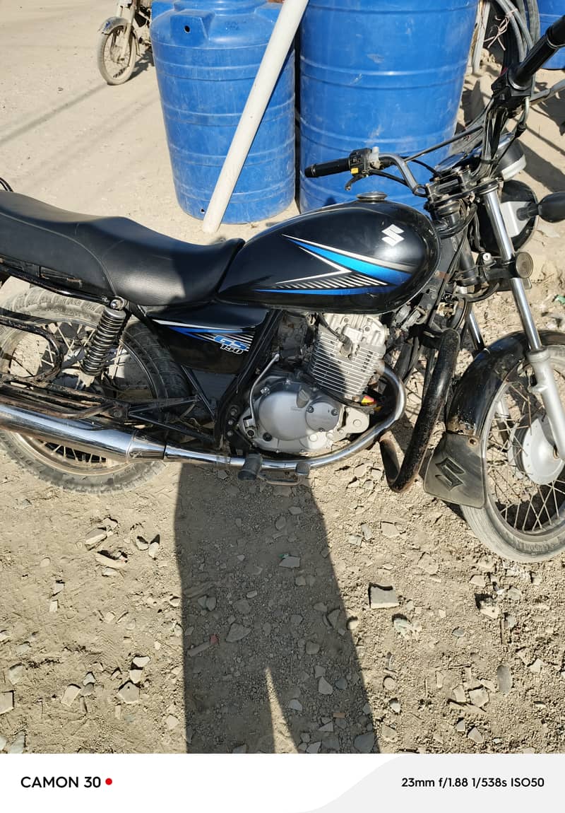 Suzuki GS 150 2023 3