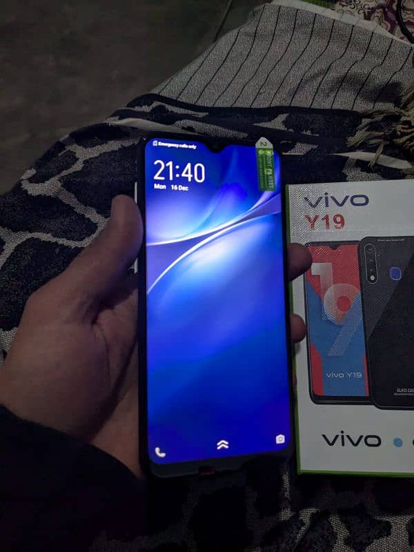 Vivo Y19 0