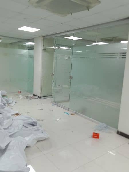 OFFICE GLASS PARTITION/ GLASS CABIN 4