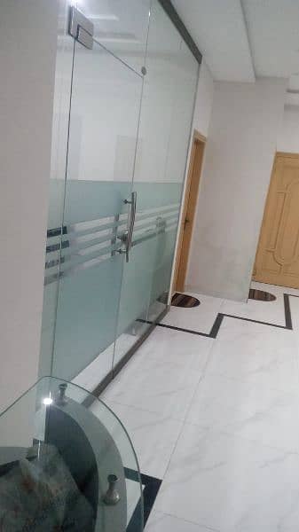 OFFICE GLASS PARTITION/ GLASS CABIN 7