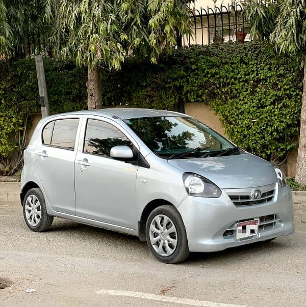 Daihatsu Mira 2012 5