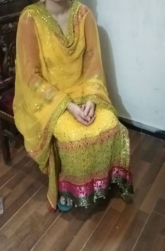 mehndi dress for sale 0