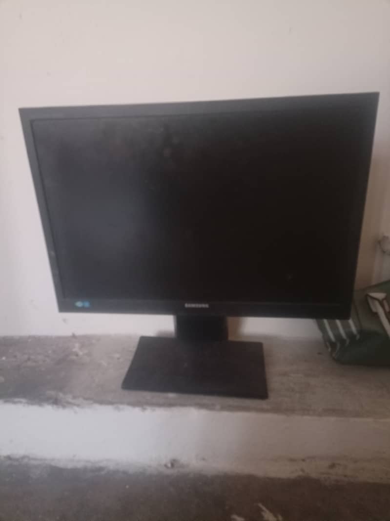 22 inches Samsung led 1