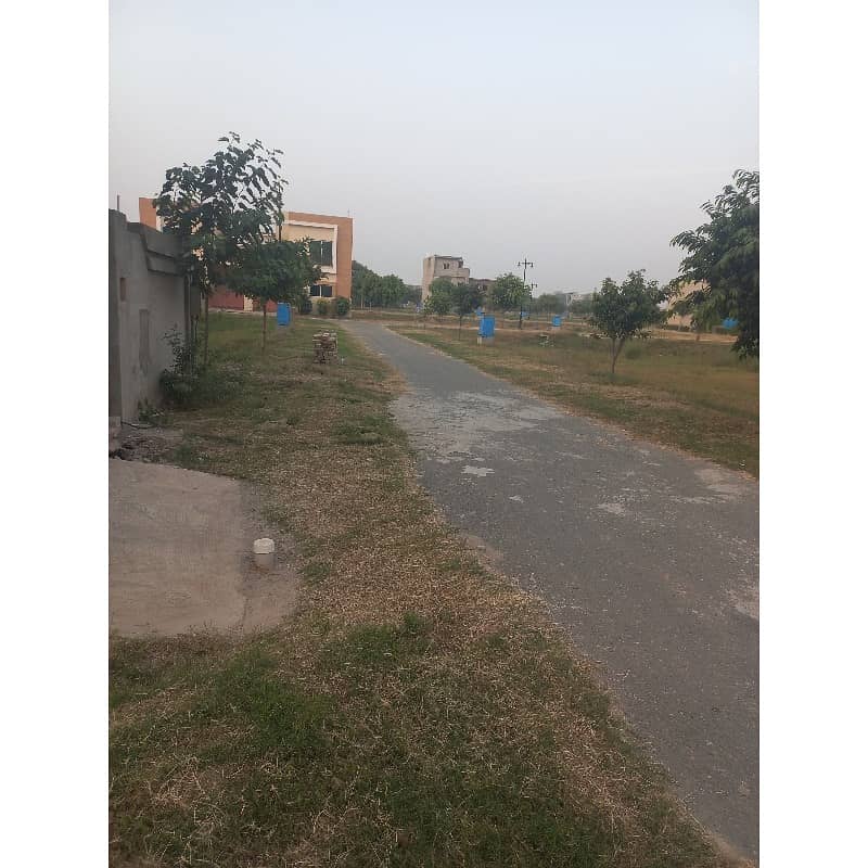 To sale You Can Find Spacious Residential Plot In Zaamin City Phase 1 - Block D 3