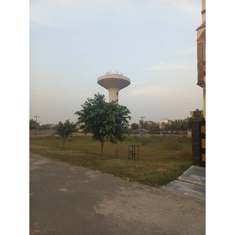 To sale You Can Find Spacious Residential Plot In Zaamin City Phase 1 - Block D 4