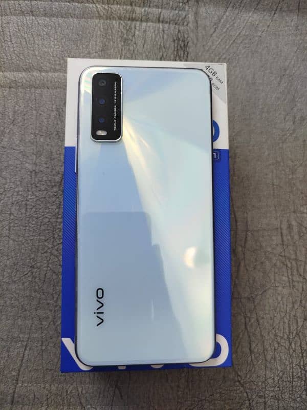 Vivo Y20 4/64 blue 1