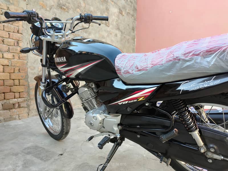 Yamaha YB 125Z 2019 3