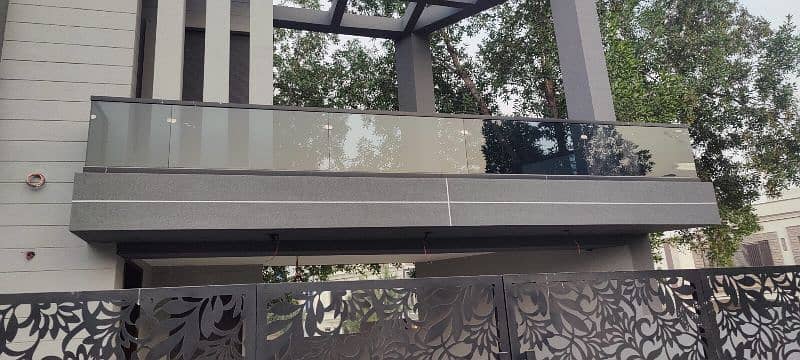 GLASS AND STEEL RAINING TERRACE WORK 6