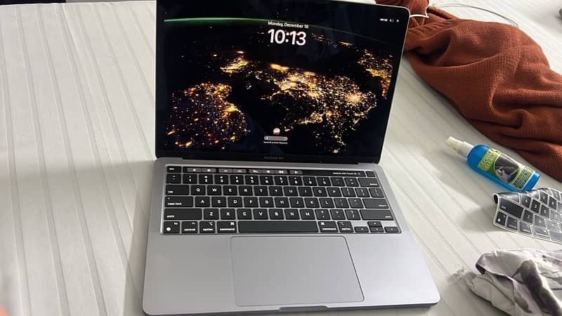 Apple macbook pro 4