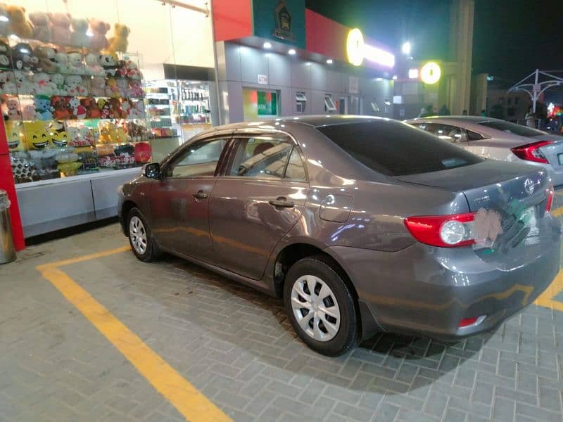 Toyota Corolla GLI 2011 3