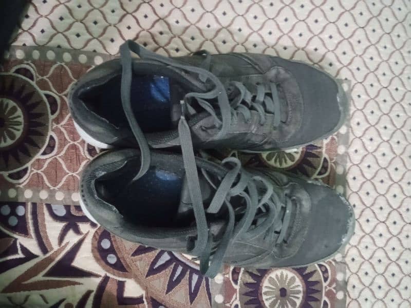 safety shoes (boot)  size 9 no 2