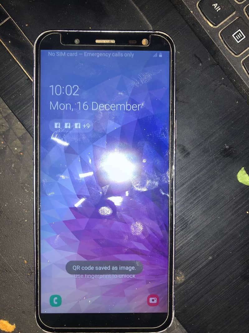 Samsung Mobile J6 1