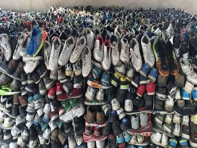 Imported shoes 400 RS 1