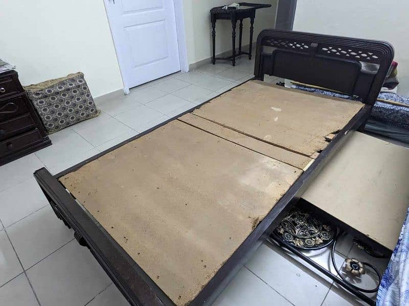 Single bed (kikar wood) 0