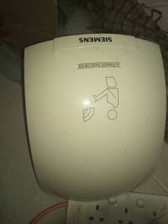 Electric hand dryer used 10.9 condition