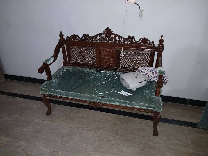 chinoiti sofa set and chair 2