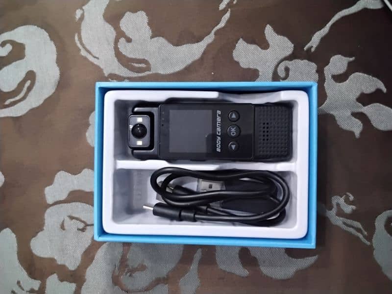 mini body camera (price can be lowed only 6500) 4