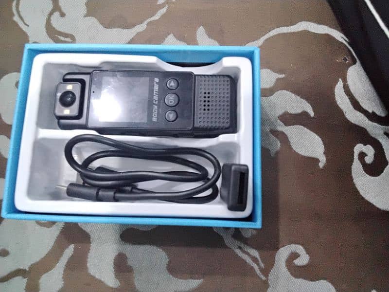 mini body camera (price can be lowed only 6500) 6