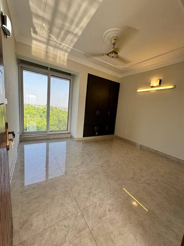 G/11 PHA 3th floor 865sq 2bed apartment available for sale real piks 2