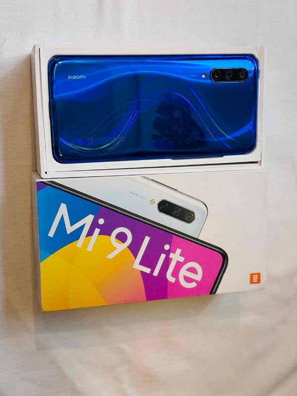 Mi 9 Lite 1