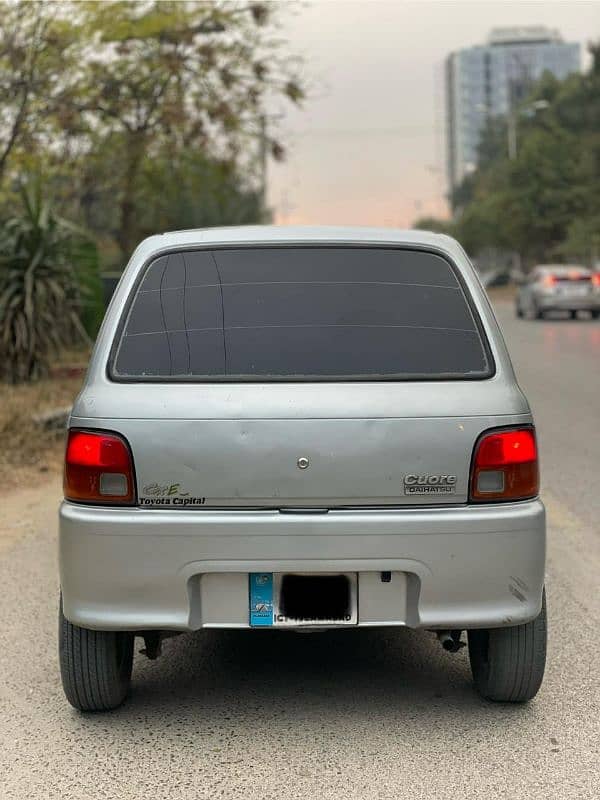 Daihatsu Cuore 4