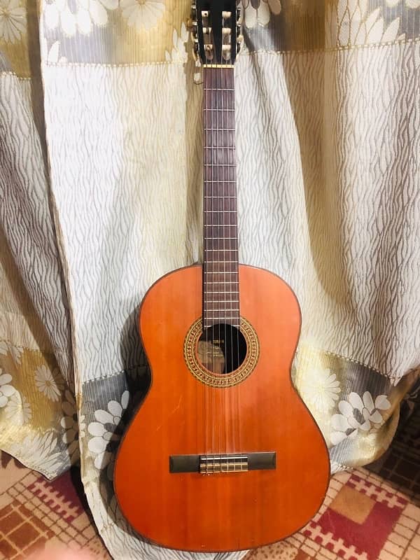 Yahama nylon guitar  Model G-120A 3