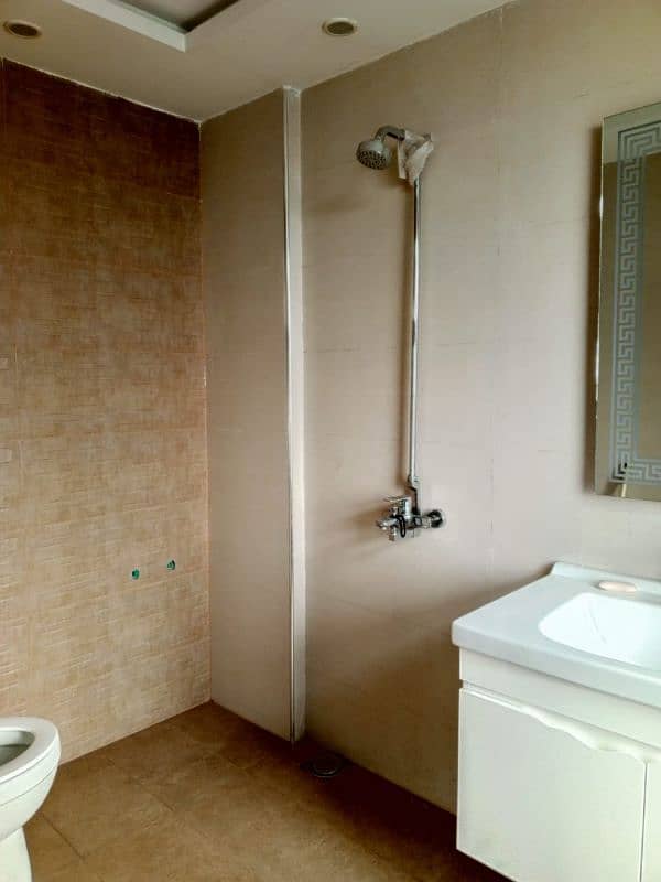 Furnished 2 Bed Flat For Rent in Bahria Town Lahore 11