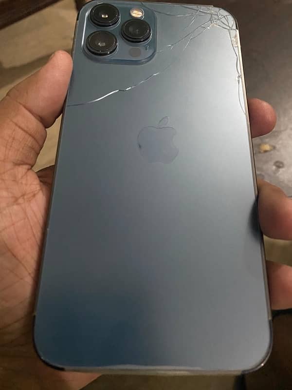 IPhone 12 Pro Max factory unlocked 128gb Zong sim working 3