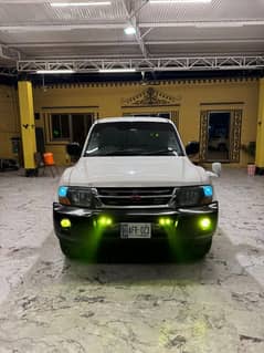 Mitsubishi Pajero 2005