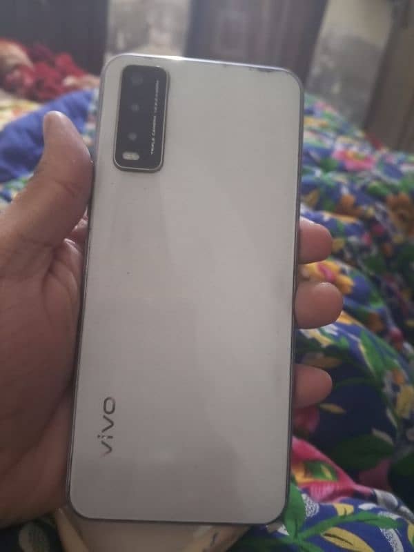 Vivo y20 4/64gb 2