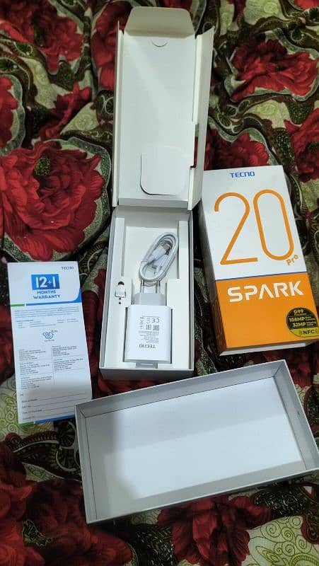 I m selling my new Tecno Spark 20 Pro. . . . just 1.5 month used. . . 6