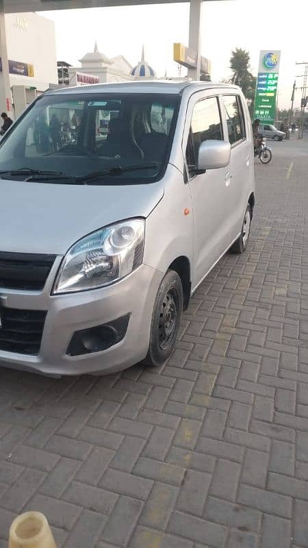 Suzuki Wagon R 2014 3