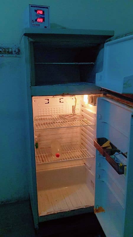 Philip Refrigerator For Sale Original Condition 2