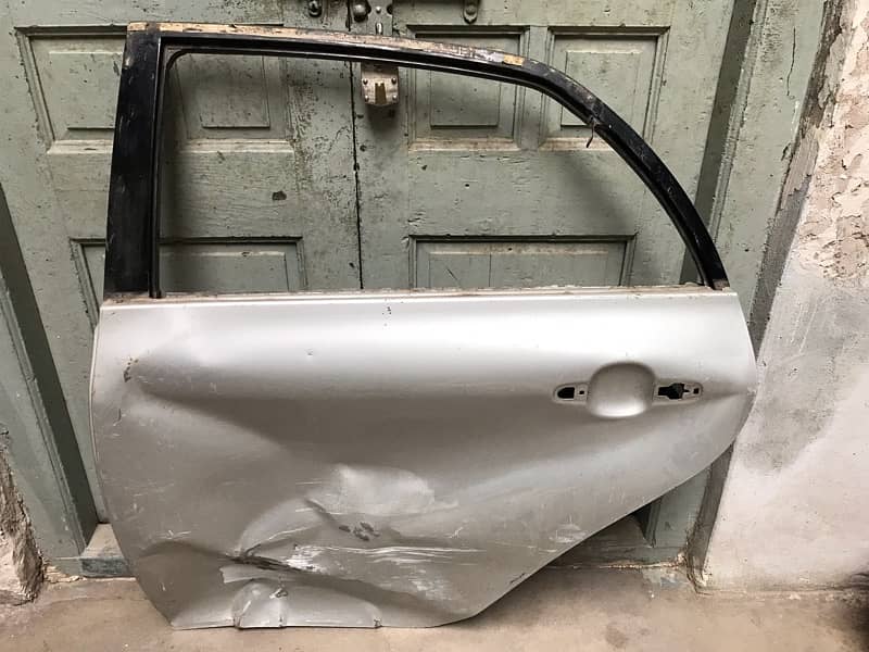 2016 Corrolla Accidented Original Door 0