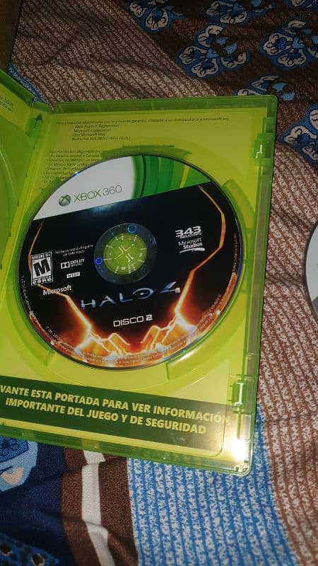 Xbox 360 Original Cd Halo Game with All Parts 4