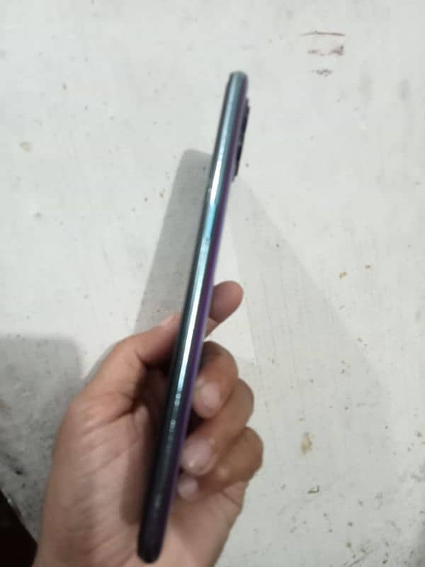 oppo f17 pro 3