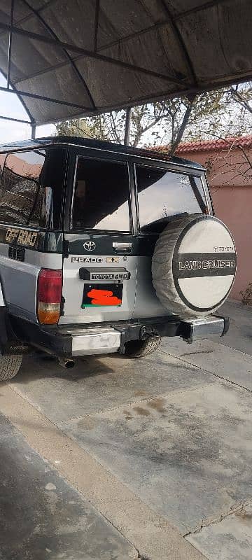 Toyota Land Cruiser 1992 3