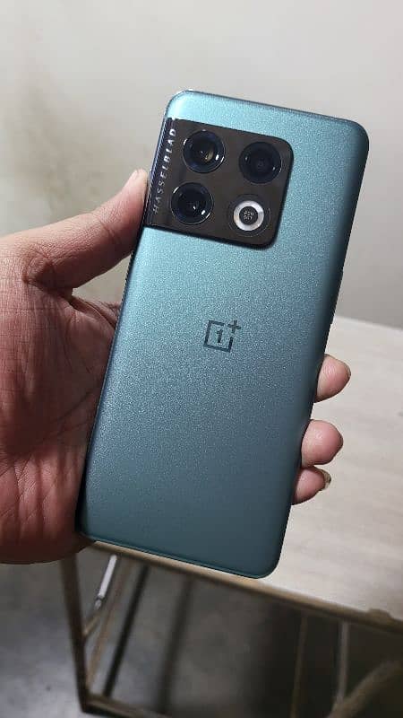 One Plus 10 Pro 5g 1