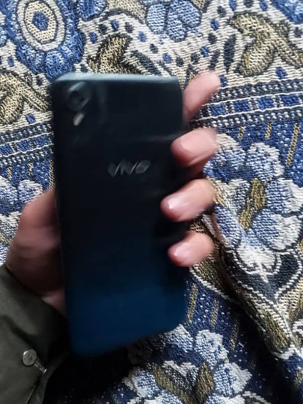 vivo 1823 0