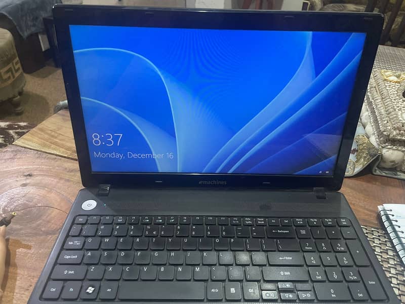 Core i3 2nd Gen 4GB Ram & 320GB Hard Drive Excellent Condition 0