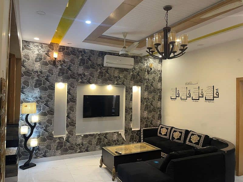 Furnished 10 marla House For Rent in Bahria Town Lahore 1