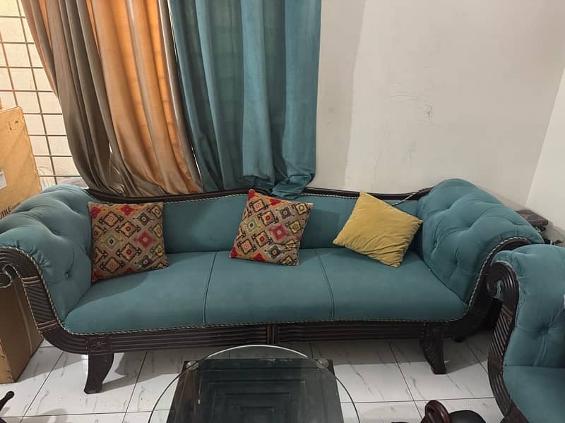 6 seater sofa set with matching curtain 2